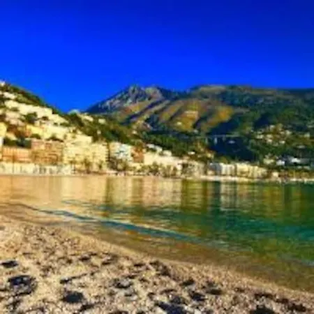 Le Palmero Centre Ville, Plage, Clime Mentone Esterno foto